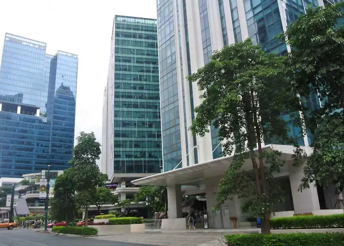 Apartment Easyworld One Uptown Bgc Manila