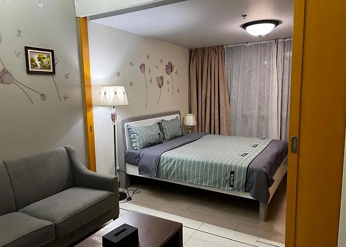 Easyworld One Uptown Bgc Apartment *