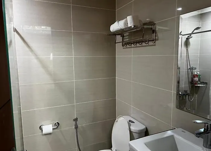 Easyworld One Uptown Bgc