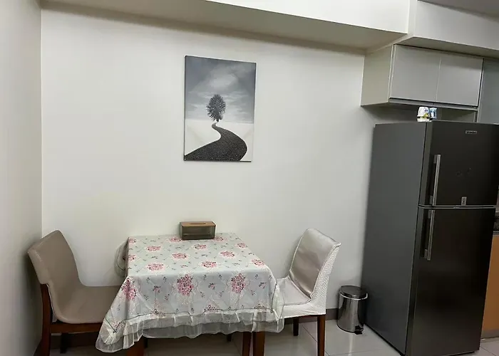 Apartment Easyworld One Uptown Bgc