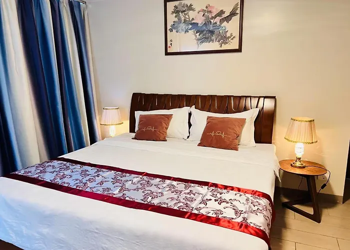 Apartment Easyworld One Uptown Bgc