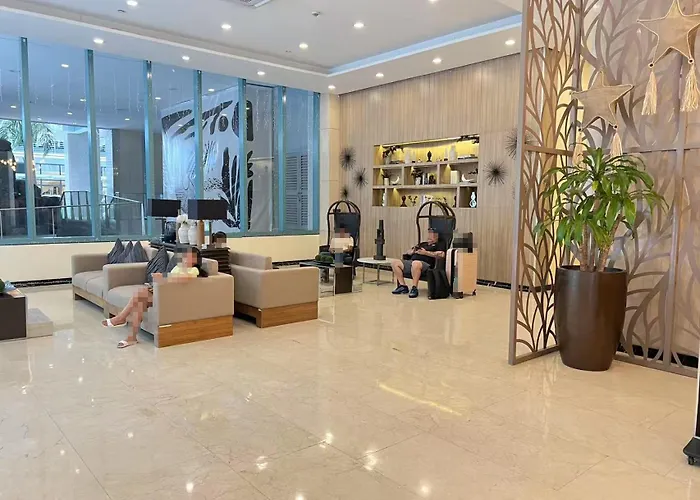 Easyworld One Uptown Bgc Apartment Manila